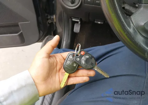 2009 Ford Escape Xlt из США, поврежденный, VIN 1FMCU03G19KC39578